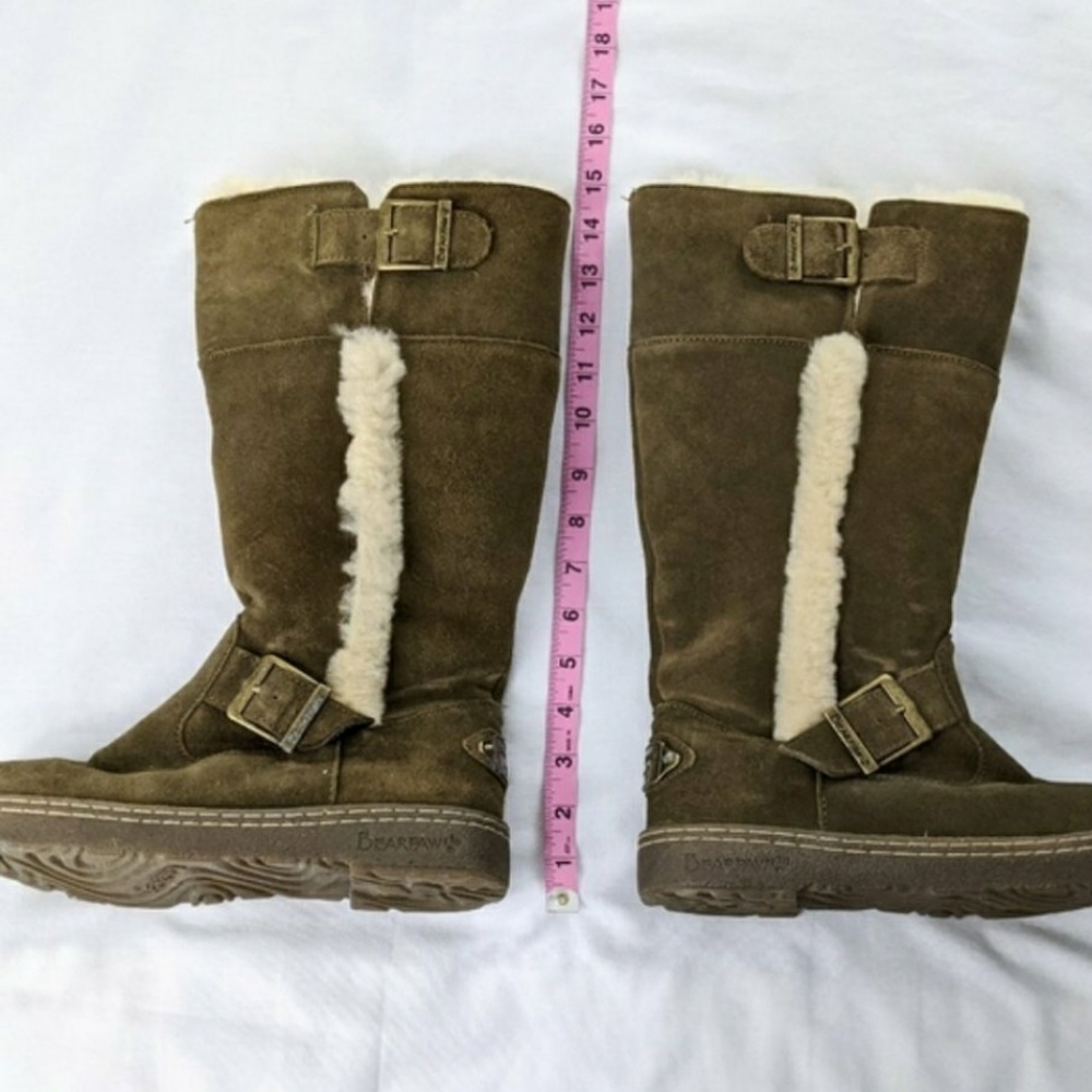 BearPaw Sherpa Faux Lined Winter Boots W/Buckles